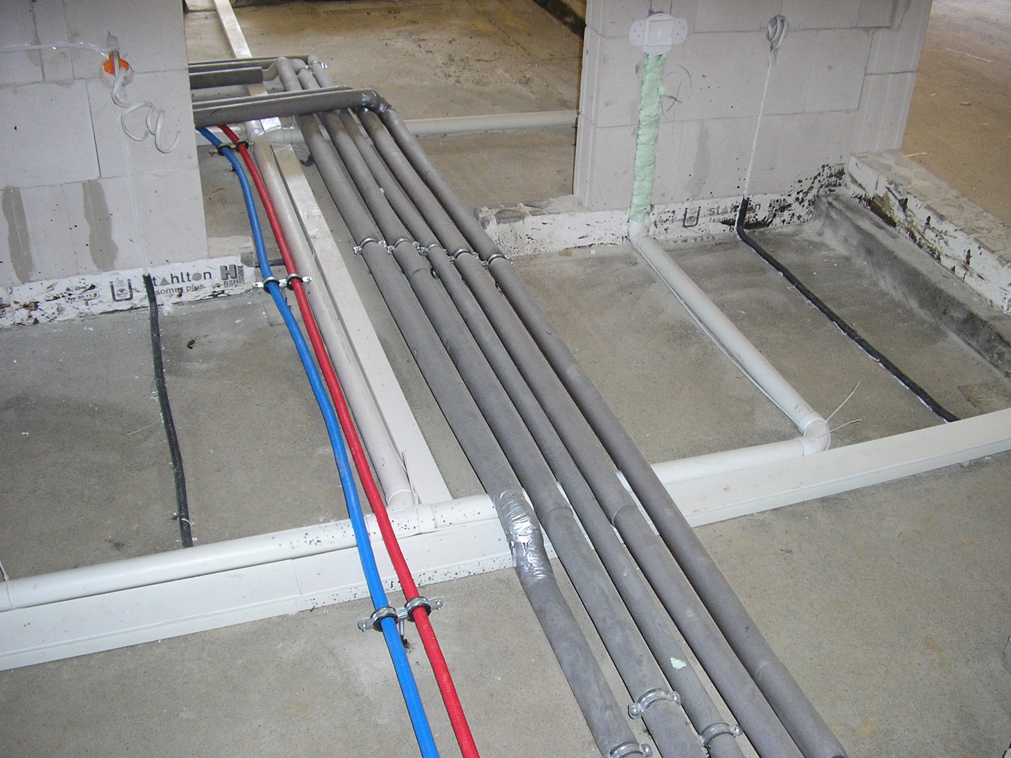 Prace hydrauliczne - zdjęcie 2